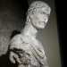 Il maniero barlettano, risalente allXI secolo, conserva alcune importanti tracce del passaggio del sovrano, oltre allunica scultura al mondo che ritrae limperatore svevo